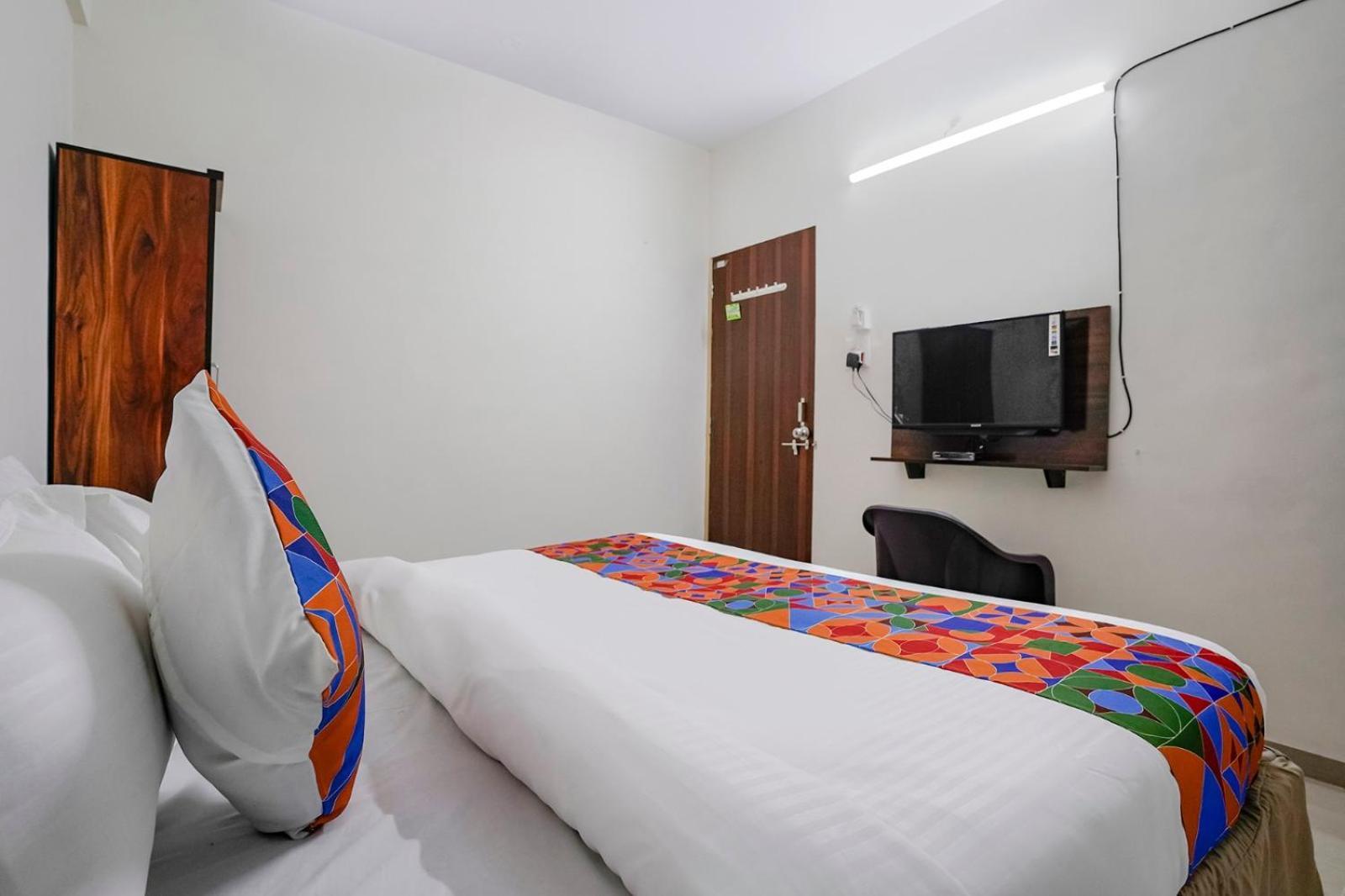 Hotel Comfort Caves Nashik Dış mekan fotoğraf